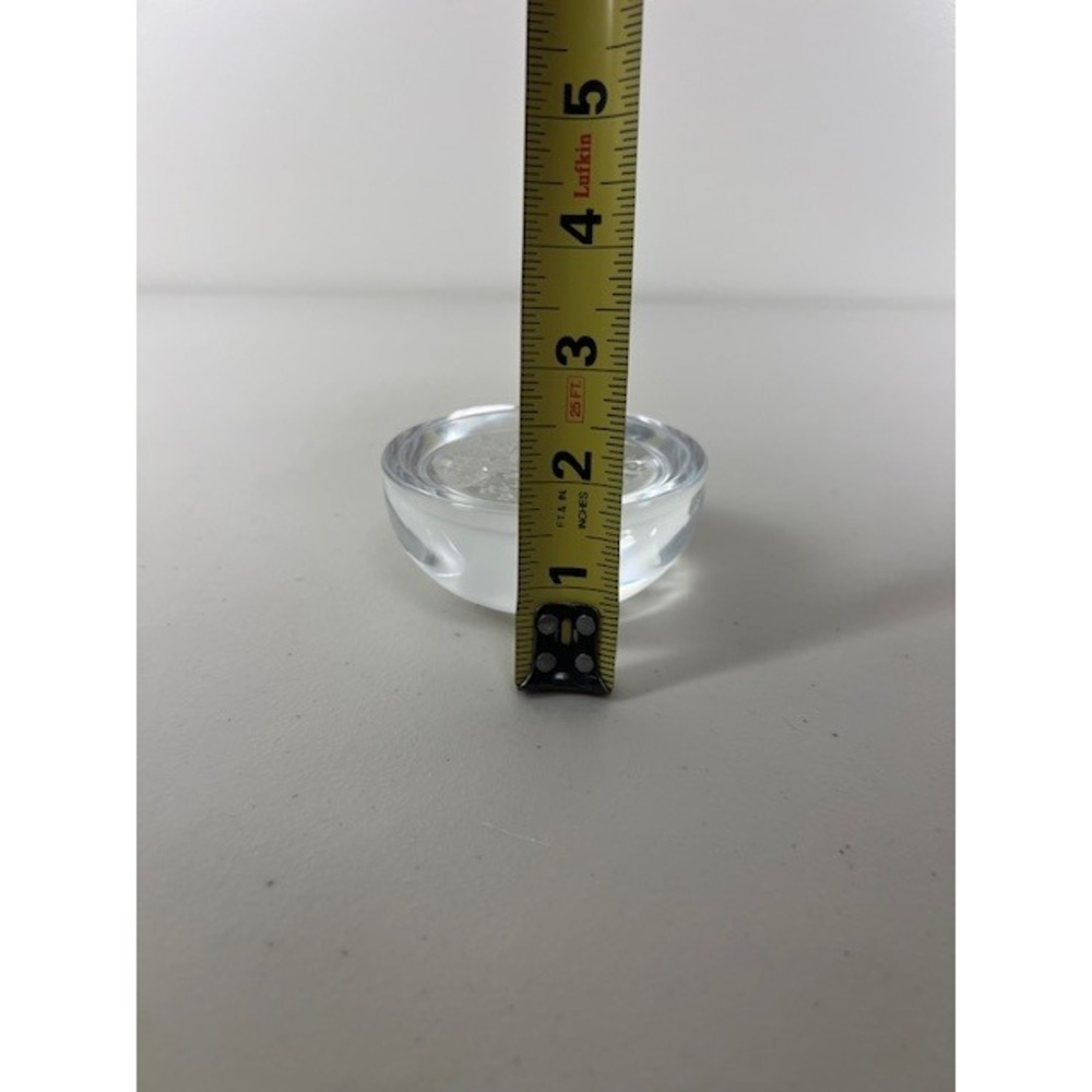 Avon 24% Lead Crystal Snowflake Domed Paperweight Holiday made by Cristal France - Picture 7 of 11